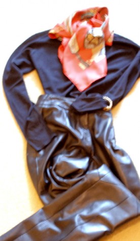 Vixen Divorcee's leather pants, cashmere sweater and Hermes scarf